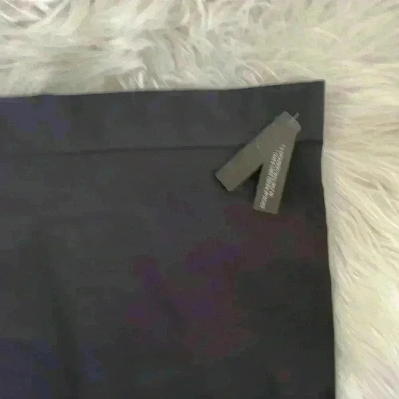 SKIMS - NWT BONDED HIGH WASTED Brief Sz M Color Onyx - Picture 6 of 10